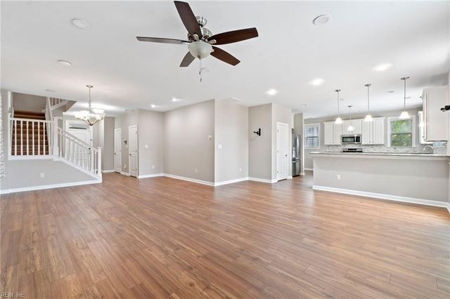 4229 Kenton LN, Virginia Beach, VA 23456