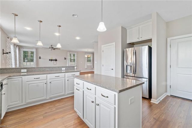4229 Kenton LN, Virginia Beach, VA 23456