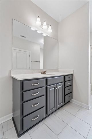 4229 Kenton LN, Virginia Beach, VA 23456