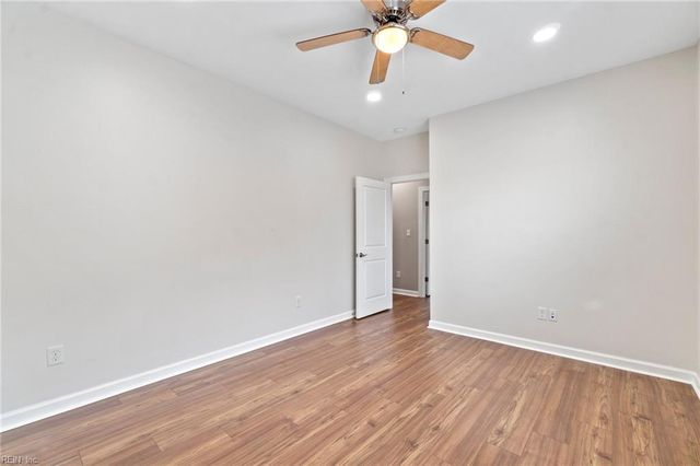 4229 Kenton LN, Virginia Beach, VA 23456