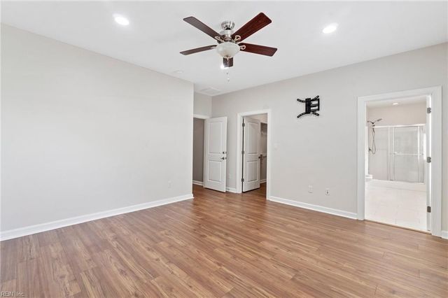 4229 Kenton LN, Virginia Beach, VA 23456