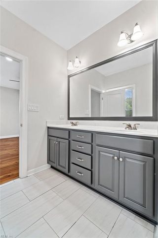 4229 Kenton LN, Virginia Beach, VA 23456