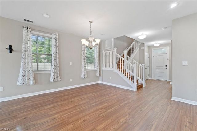 4229 Kenton LN, Virginia Beach, VA 23456
