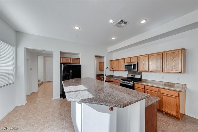 6534 Ditmars Street, Las Vegas, NV 89166