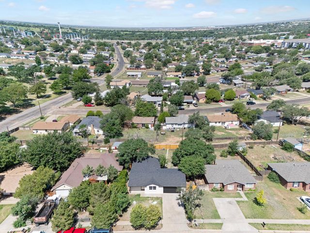 3107 Redwood Street, Amarillo, TX 79107