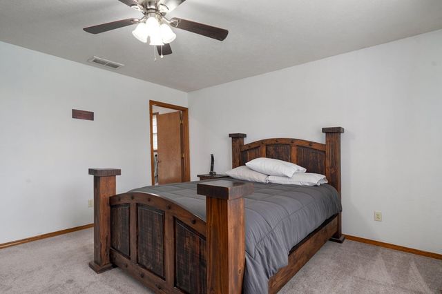 991 W Bates Drive, Nixa, MO 65714