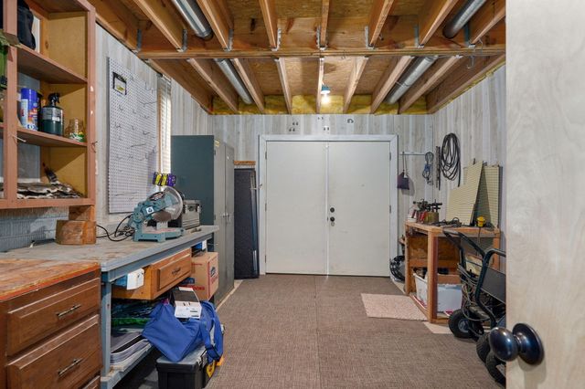 991 W Bates Drive, Nixa, MO 65714