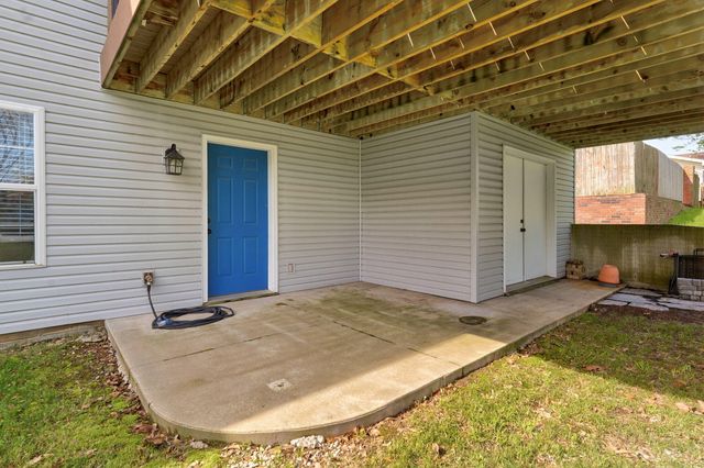 991 W Bates Drive, Nixa, MO 65714