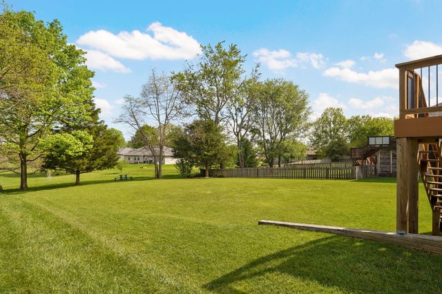 991 W Bates Drive, Nixa, MO 65714