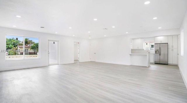 105 NE 213th Street, Miami Gardens, FL 33179