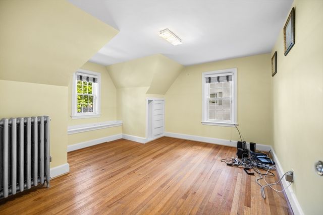 112 Newton Ave N, Worcester, MA 01609