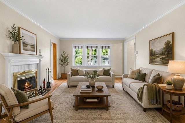 112 Newton Ave N, Worcester, MA 01609