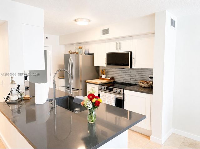 3131 Clint Moore Rd 107, Boca Raton, FL 33496