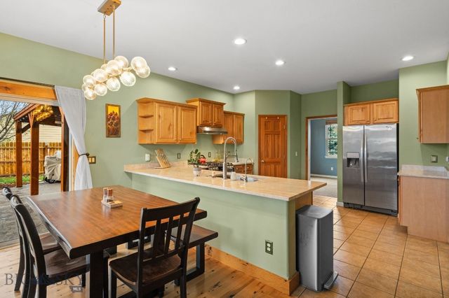 102 W Tobiano Trail, Belgrade, MT 59714