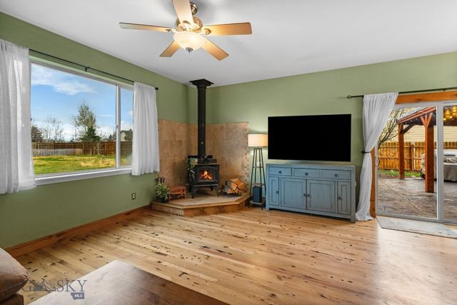 102 W Tobiano Trail, Belgrade, MT 59714