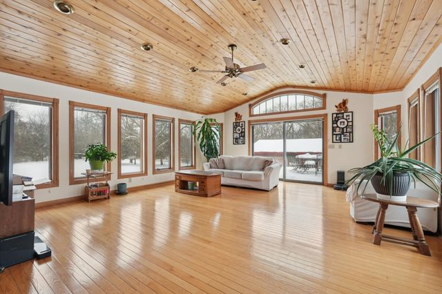 2233 Cedar Park Court SE, Rochester, MN 55904