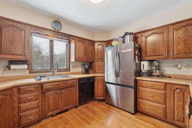 2233 Cedar Park Court SE, Rochester, MN 55904