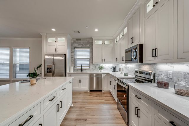 320 Woodside Trail, Waxahachie, TX 75165