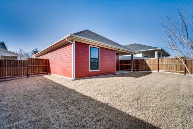 320 Woodside Trail, Waxahachie, TX 75165