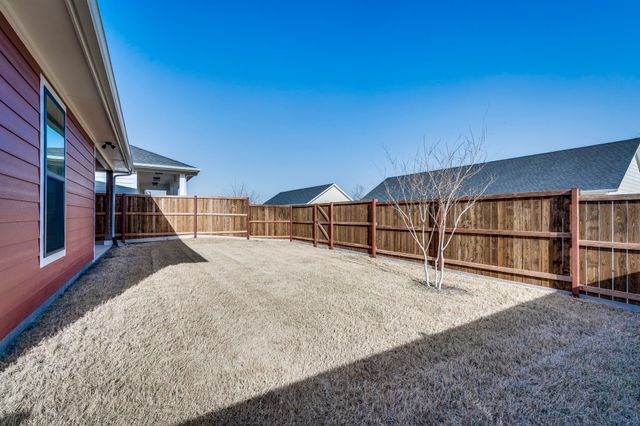 320 Woodside Trail, Waxahachie, TX 75165