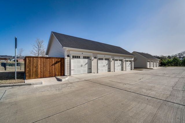 320 Woodside Trail, Waxahachie, TX 75165