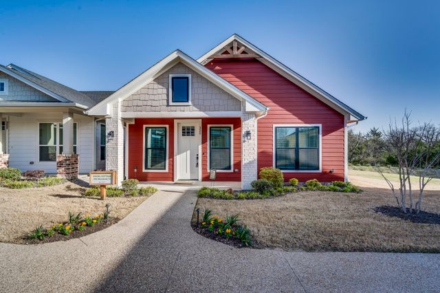 320 Woodside Trail, Waxahachie, TX 75165