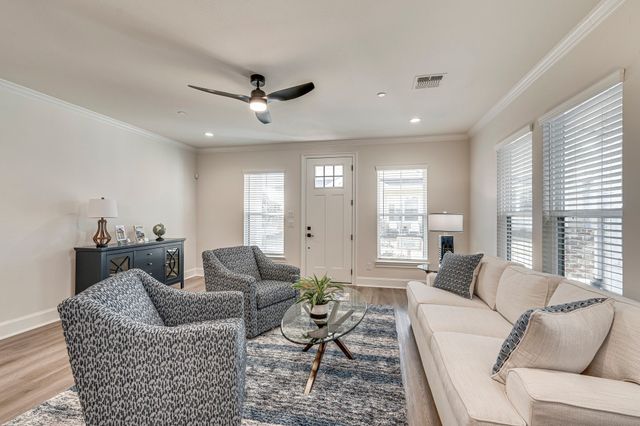 320 Woodside Trail, Waxahachie, TX 75165