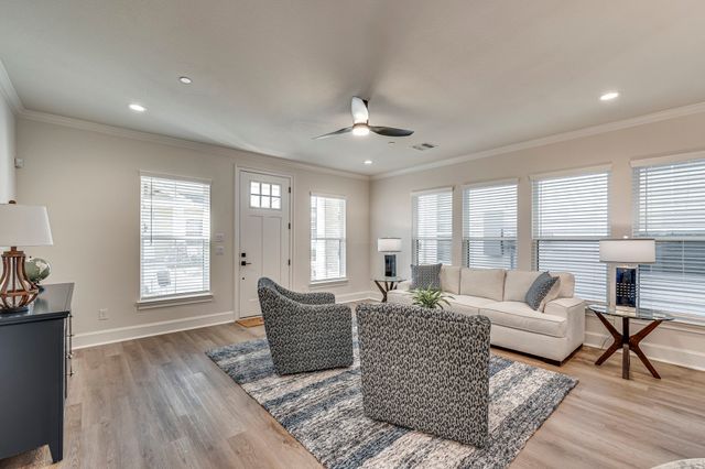 320 Woodside Trail, Waxahachie, TX 75165