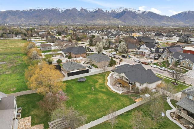 1854 W 75 S, Kaysville, UT 84037