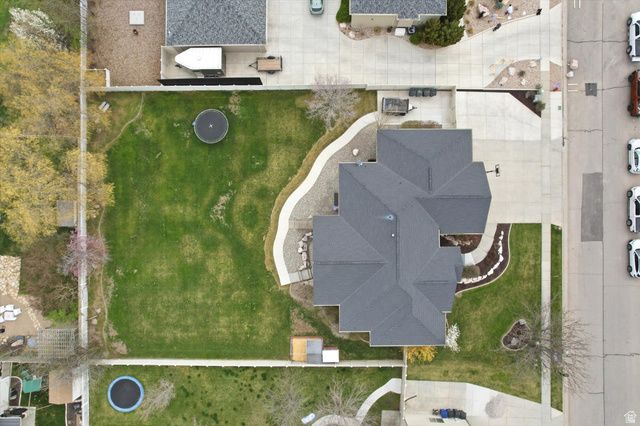 1854 W 75 S, Kaysville, UT 84037