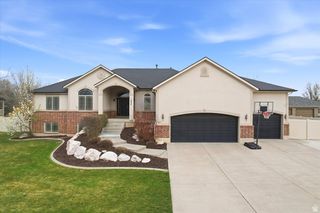 1854 W 75 S, Kaysville, UT 84037
