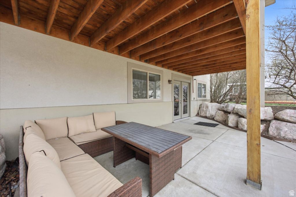 Image 27 of property listing at 1854 W 75 S, Kaysville, UT 84037