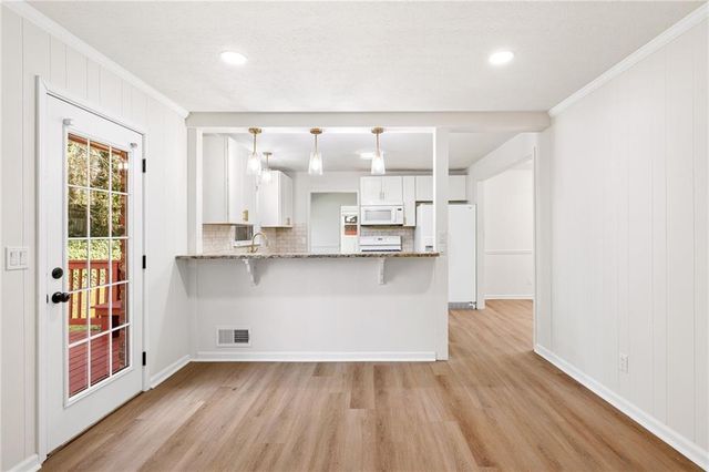 1264 Seven Springs Circle, Marietta, GA 30068