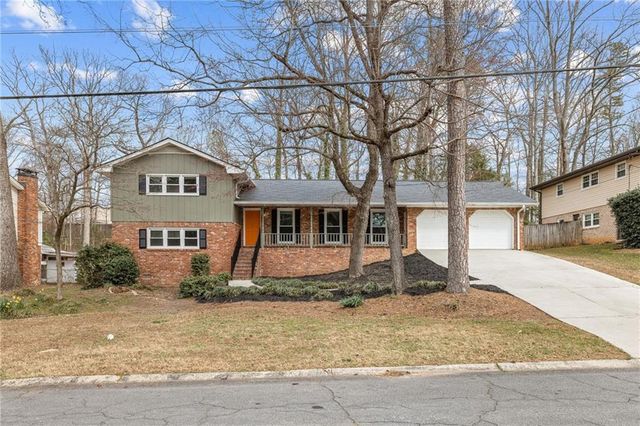 1264 Seven Springs Circle, Marietta, GA 30068