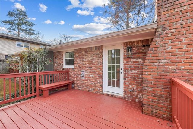 1264 Seven Springs Circle, Marietta, GA 30068