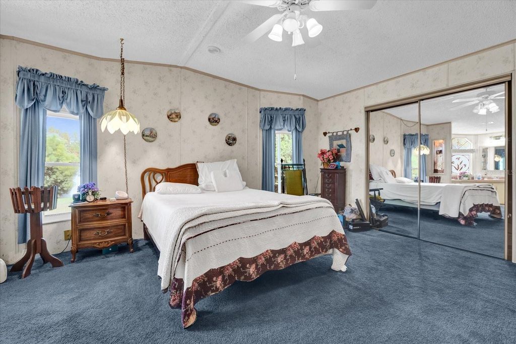 Image 19 of property listing at 34811 BARGER COURT, Leesburg, FL 34788