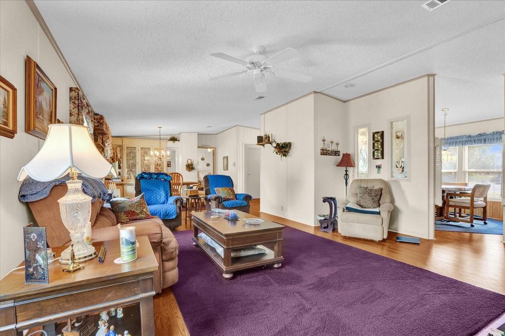 Image 8 of property listing at 34811 BARGER COURT, Leesburg, FL 34788