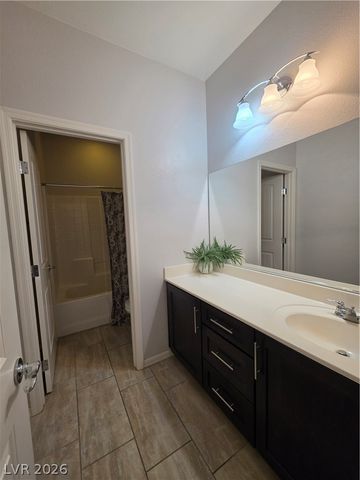 7926 Torreys Peak Street, Las Vegas, NV 89166