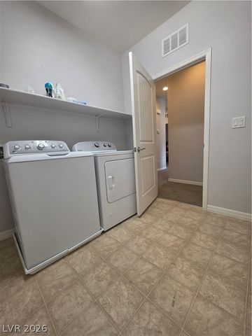 7926 Torreys Peak Street, Las Vegas, NV 89166