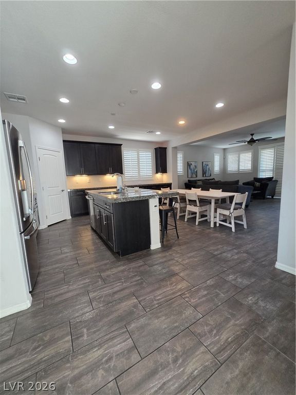 7926 Torreys Peak Street, Las Vegas, NV 89166