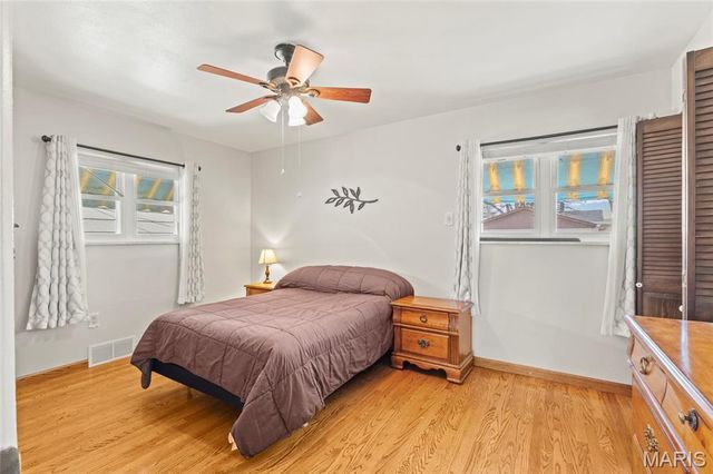 816 Regina Avenue, St Louis, MO 63125