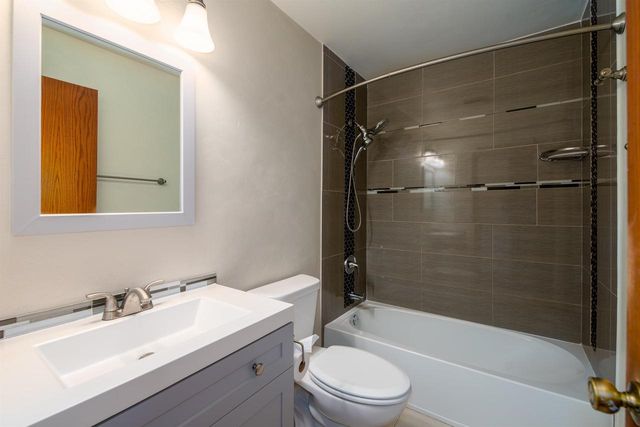 1575 COVINGTON STREET, Oshkosh, WI 54904