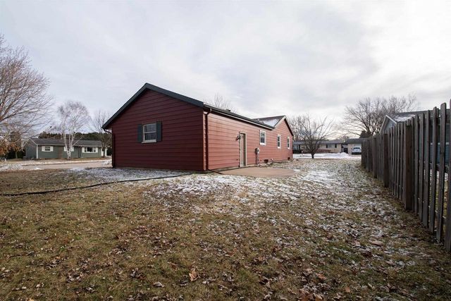 1575 COVINGTON STREET, Oshkosh, WI 54904