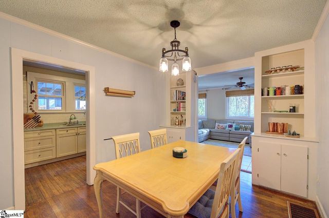 204 Long Hill Street, Greenville, SC 29605