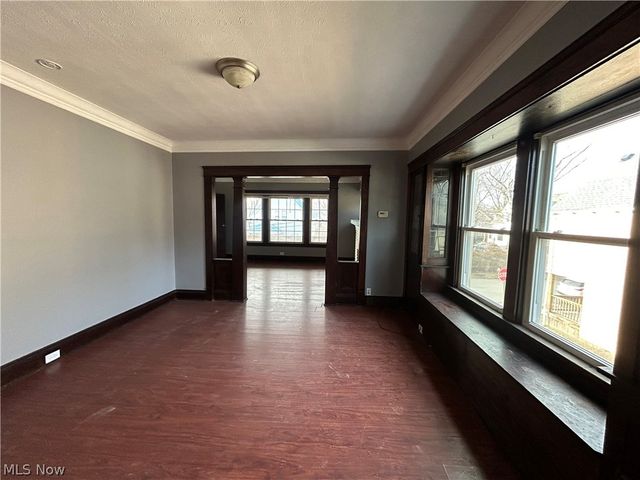 3820 Muriel Avenue, Cleveland, OH 44109