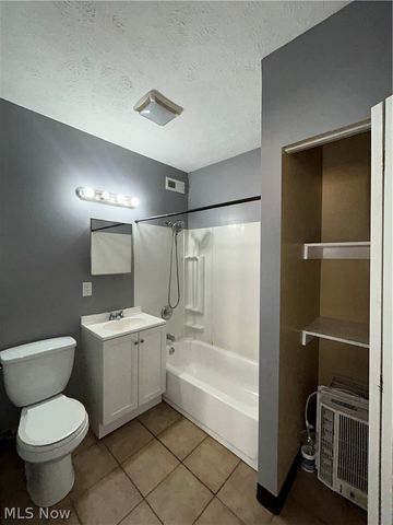 3820 Muriel Avenue, Cleveland, OH 44109