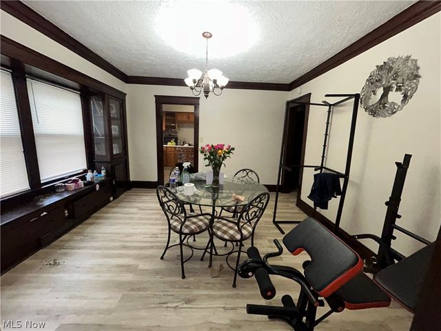 3820 Muriel Avenue, Cleveland, OH 44109