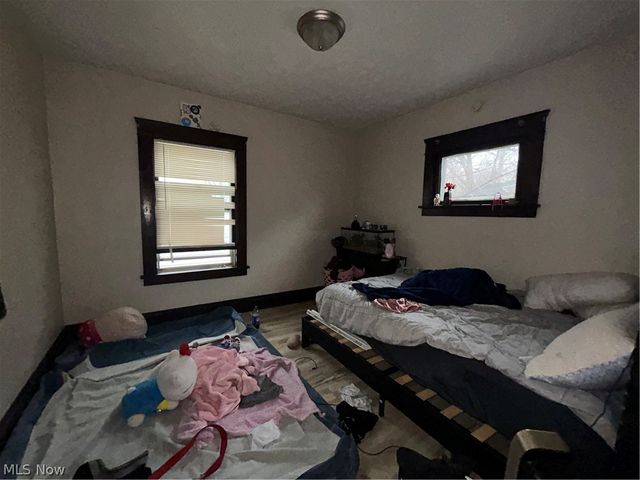 3820 Muriel Avenue, Cleveland, OH 44109