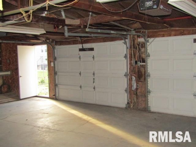 430 W CHURCH Street, Harrisburg, IL 62946