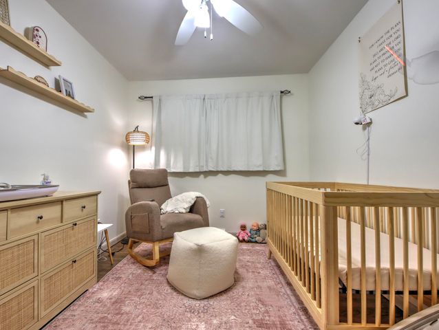 102 W 250 S, La Porte, IN 46350